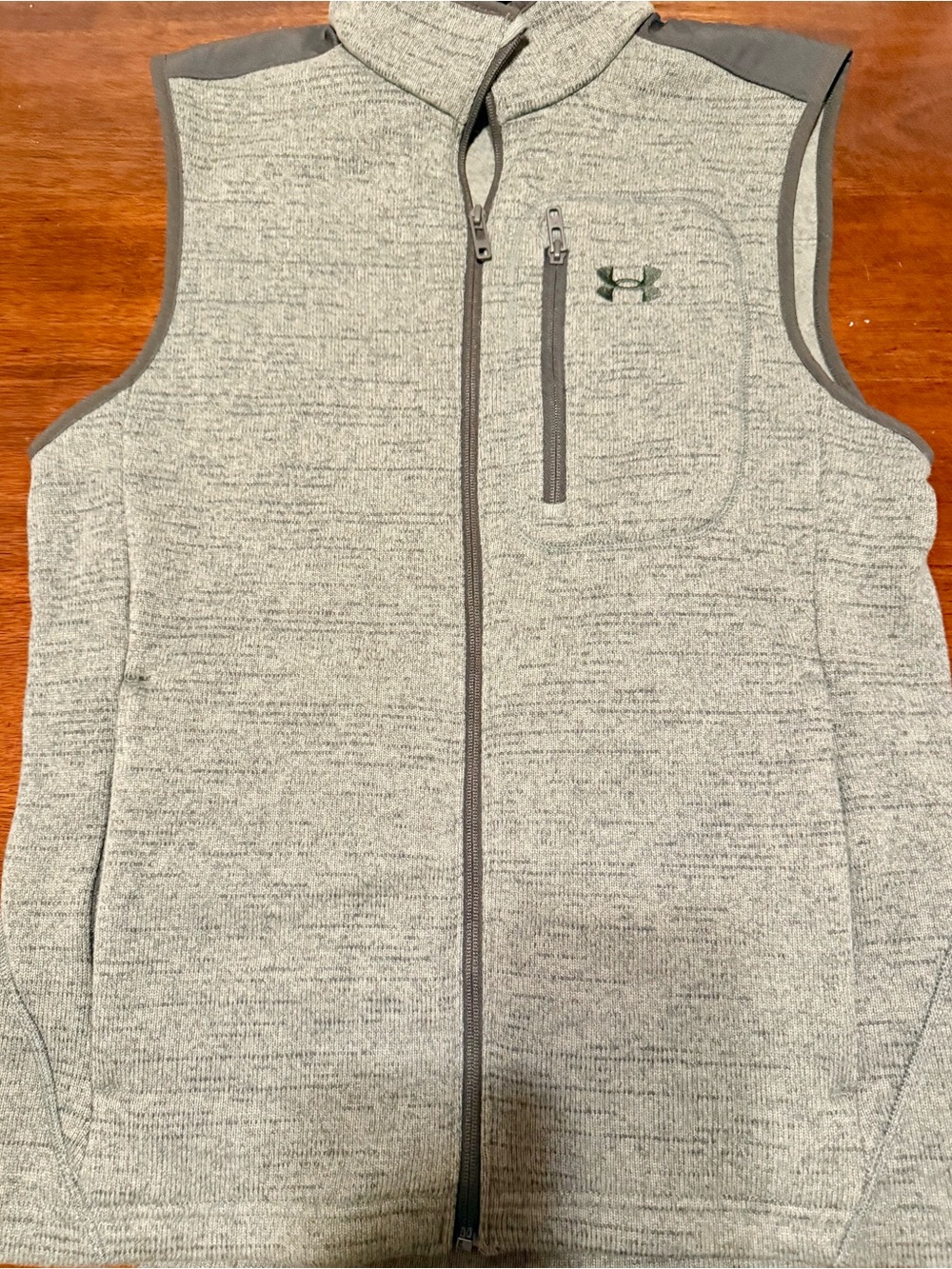 Under Armour Men's  Heather Gray Sleeveless Fleece Vest